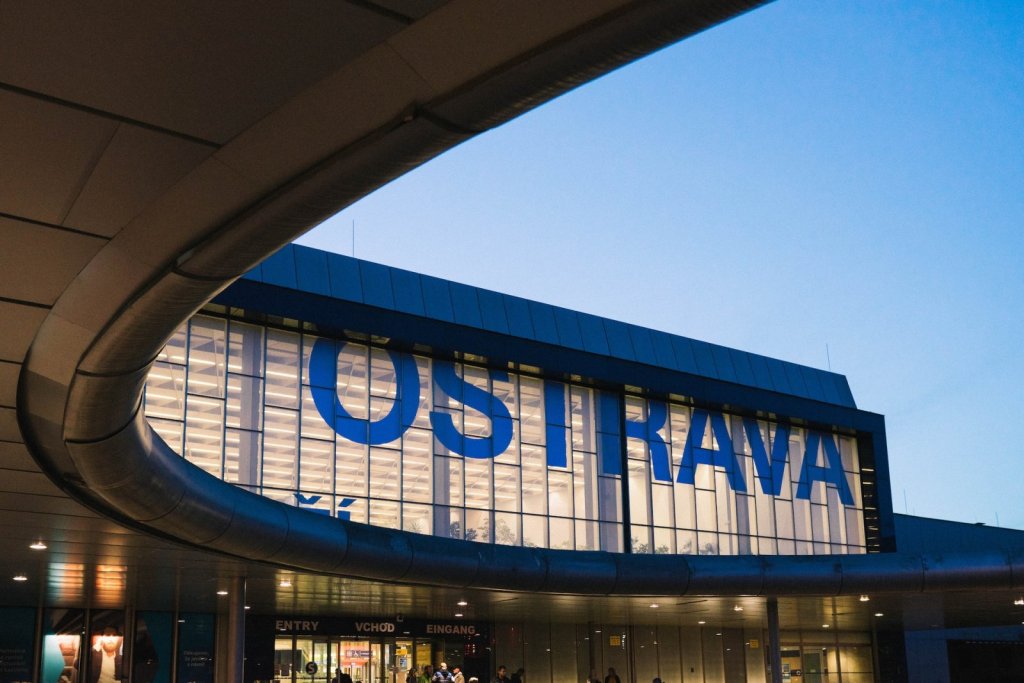 vizuální identita nádraží Ostrava
